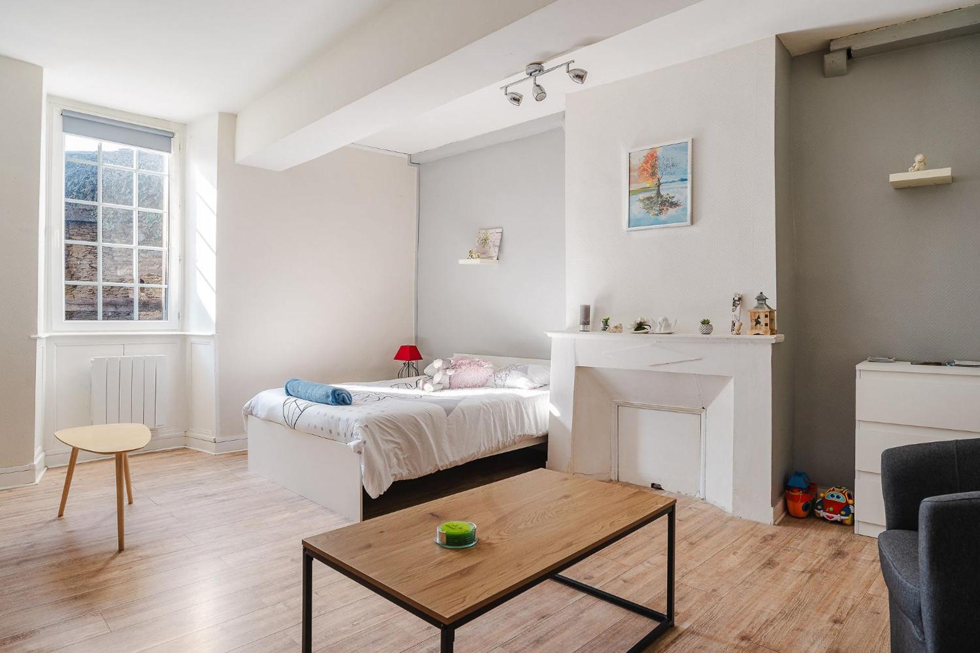 Appartement De Caractere Hyper Centre Ploërmel Exteriör bild